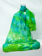 Load image into Gallery viewer, Silk Scarf Celtic Emerald