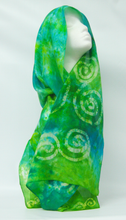 Load image into Gallery viewer, Silk Scarf Celtic Emerald