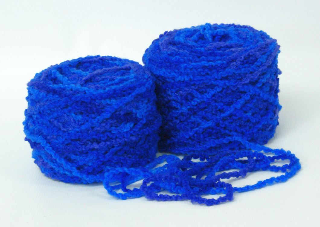 Hand dyed chunky wool Blue violet