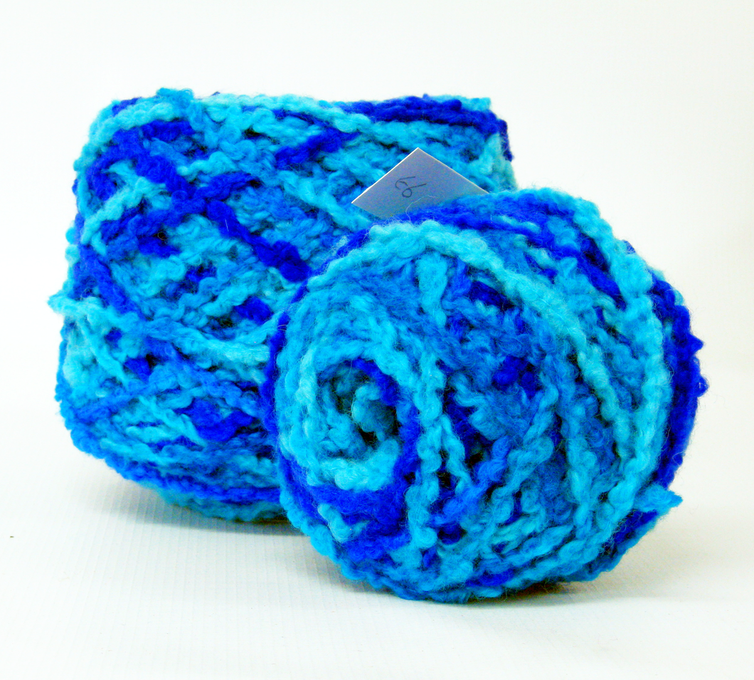 Hand dyed chunky wool Turquoise, Aqua and Brilliant Blue