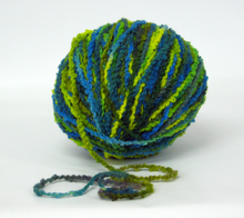 Load image into Gallery viewer, Hand dyed chunky wool Blue Sea flowers
