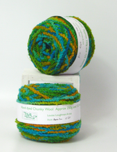 Load image into Gallery viewer, Hand dyed chunky wool Aqua Sun
