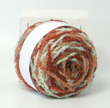 Load image into Gallery viewer, Hand Dyed Chunky Wool Mint Choc
