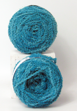 Load image into Gallery viewer, Hand Dyed Chunky Wool Teal

