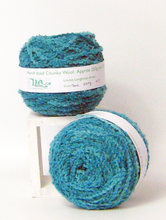 Load image into Gallery viewer, Hand Dyed Chunky Wool Teal
