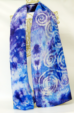 Load image into Gallery viewer, Silk Scarf The Lilac Blue Celtic
