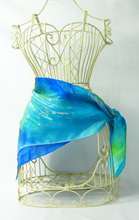 Load image into Gallery viewer, A_versatile_scarf_that_can_be_worn_in_different_ways_special_gift_ideas
